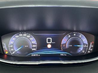 Peugeot 3008 1.2 Turbo 131pk 6-bak Premium - nap - navi - cam - virtual - elektr klep - 19 inch - line assist - keyless - pdc v+a picture 21
