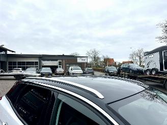 Peugeot 3008 1.2 Turbo 131pk 6-bak Premium - nap - navi - cam - virtual - elektr klep - 19 inch - line assist - keyless - pdc v+a picture 93