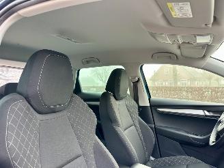 Skoda Karoq 1.5 TSI 150pk 7-Traps aut Bus.Edition - nap - navi - stoelverw - pdc - keyless start - inkl trekhaak picture 54