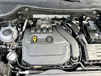 Skoda Karoq 1.5 TSI 150pk 7-Traps aut Bus.Edition - nap - navi - stoelverw - pdc - keyless start - inkl trekhaak picture 67