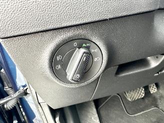 Skoda Karoq 1.5 TSI 150pk 7-Traps aut Bus.Edition - nap - navi - stoelverw - pdc - keyless start - inkl trekhaak picture 44