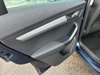 Skoda Karoq 1.5 TSI 150pk 7-Traps aut Bus.Edition - nap - navi - stoelverw - pdc - keyless start - inkl trekhaak picture 60