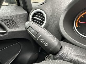 Opel Corsa 1.4-16V 101pk Cosmo 5drs - pano - nap - clima - cruise - half leer - pdc - licht + regens + dimmend binnenspiegel picture 29