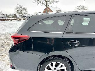 Toyota Auris Touring Sports Gereserveerd 1.8 Hybrid 123pk aut Exe - pano - nap - navi - camera - keyless - front + line + park assist picture 77
