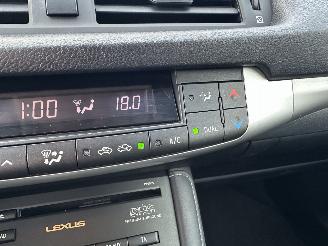 Lexus Ct 200h Hybrid 123pk aut Luxury Line - nap - nav - leer - camera - memory - xenon - pdc v+a - keyless picture 52