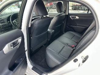 Lexus Ct 200h Hybrid 123pk aut Luxury Line - nap - nav - leer - camera - memory - xenon - pdc v+a - keyless picture 68