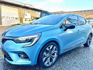 Renault Clio gereserveerd 1.6 E-Tech Hybrid 8-traps aut 140 Intens - nap - 360cam - keyless - navi - front + line + side + park assist - virtual picture 2