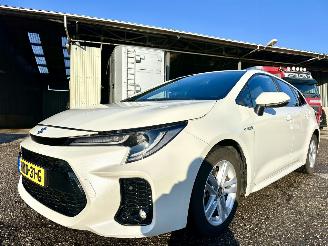 Suzuki Swace 1.8 Hybrid 148pk aut Style - front + line + side + park assist - camera - keyless - stoelverw - stuurverw - parelmoer picture 2