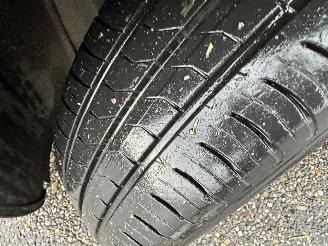 Nissan Micra 1.2i 80pk Connect Edition 5drs - navi - clima - cruise - pdc v+a - licht + regensensor - gebruikerssporen picture 61