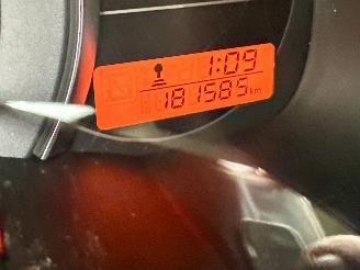 Nissan Micra 1.2i 80pk Connect Edition 5drs - navi - clima - cruise - pdc v+a - licht + regensensor - gebruikerssporen picture 13