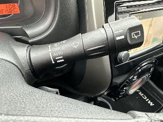 Nissan Micra 1.2i 80pk Connect Edition 5drs - navi - clima - cruise - pdc v+a - licht + regensensor - gebruikerssporen picture 24