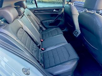 Volkswagen Golf 1.2 TSI 105pk 6-bak Highl 5drs - pano - nap - xenon - massage - navi - stoelverw - half leer - bearlock picture 47