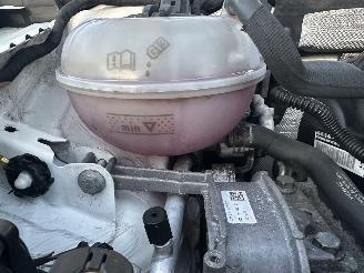 Volkswagen Golf 1.2 TSI 105pk 6-bak Highl 5drs - pano - nap - xenon - massage - navi - stoelverw - half leer - bearlock picture 90