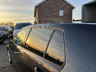 Volkswagen Golf 1.5 TSI 131pk 7-Traps aut + f1 comf bns 5drs - carplay - front assist - acc - pdc v+a - inkl trekh - privacy glass picture 27