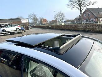 Seat Mii 1.0i 75pk Style Chic 5drs - pano - nap - navi - city safety system - pdc - stoelverw - cruise contr picture 8