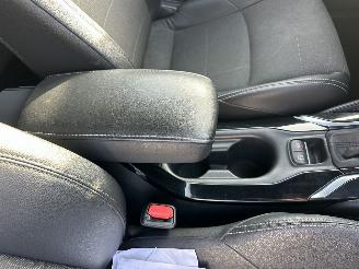 Toyota Corolla Touring sports 1.8 Hybrid aut Dynamic - nap - keyless - navi - cam - trekh - front + line assist - pdc v+a picture 43