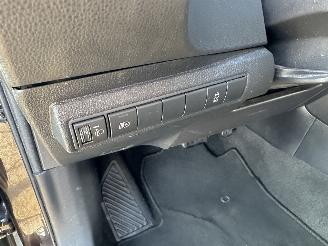 Toyota Corolla Touring sports 1.8 Hybrid aut Dynamic - nap - keyless - navi - cam - trekh - front + line assist - pdc v+a picture 40