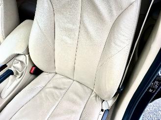 BMW 3-serie Touring 320i 184pk 8-traps aut High Executive - nap - xenon - beige leer - stoelverw - navi - pdc - elektr klep picture 38