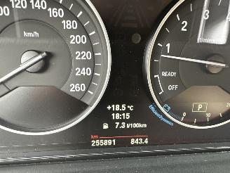 BMW 3-serie Touring 320i 184pk 8-traps aut High Executive - nap - xenon - beige leer - stoelverw - navi - pdc - elektr klep picture 25