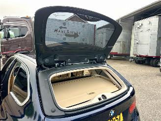 BMW 3-serie Touring 320i 184pk 8-traps aut High Executive - nap - xenon - beige leer - stoelverw - navi - pdc - elektr klep picture 10