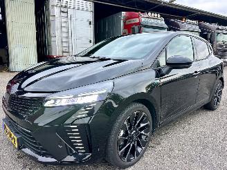 Renault Clio 1.6 E-Tech Full Hybrid 145 esprit Alpine picture 2