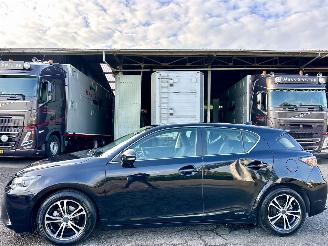 Schadeauto Lexus Ct 200h Business Line 2015/11