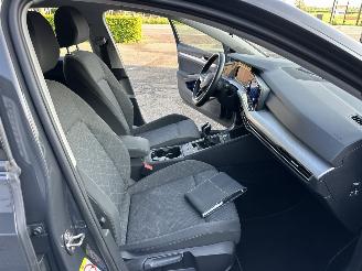 Volkswagen Golf 1.0 TSI 110pk 6-bak Life Edition 5drs - nap - virtual - carplay - front + line assist - sfeerverl - pdc v+a picture 47