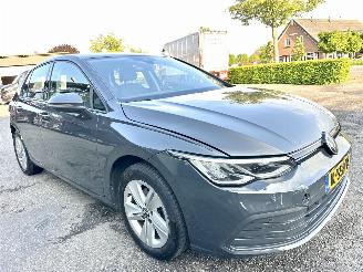 Volkswagen Golf 1.0 TSI 110pk 6-bak Life Edition 5drs - nap - virtual - carplay - front + line assist - sfeerverl - pdc v+a picture 4