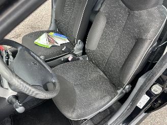 Peugeot 107 Gereserveerd 1.0-12v automaat 68pk XS 5drs - nap - carplay - airco - 49dkm - elektr ramen - toerenteller picture 46