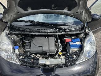 Peugeot 107 Gereserveerd 1.0-12v automaat 68pk XS 5drs - nap - carplay - airco - 49dkm - elektr ramen - toerenteller picture 71
