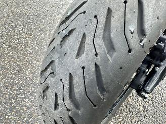 BMW F 900 R XR Triple Black 105pk - 2025 - 8885km - verwarmde handvatten - keyless - alarm - brembo -hoogte verstelling veer picture 33