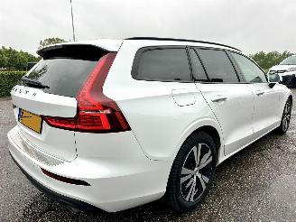 Volvo V-60 2.0 B3 Hybrid 8-traps aut Momentum - 49dkm nap - navi - camera - leer - stoel + stuurverw - CarPlay picture 5
