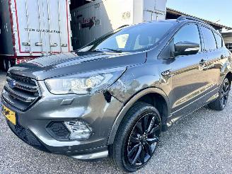Ford Kuga 1.5 EcoB Turbo 150pk 6-bak ST-Line - nap - navi - xenon - park assist - leer + alcantara - zwarte hemel - keyless picture 2