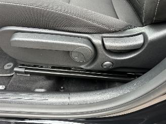 Hyundai Kona Gereserveerd 1.6 GDI Hybrid Comfort Smart - nap - 1e eig - nav - cam - keyless - front + line + side assist - stuurverw picture 50
