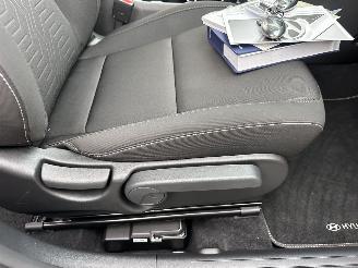 Hyundai Kona Gereserveerd 1.6 GDI Hybrid Comfort Smart - nap - 1e eig - nav - cam - keyless - front + line + side assist - stuurverw picture 32