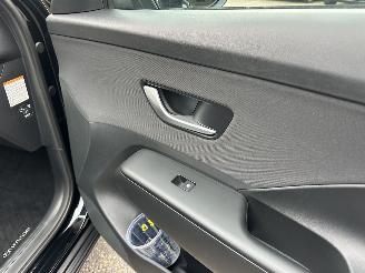 Hyundai Kona Gereserveerd 1.6 GDI Hybrid Comfort Smart - nap - 1e eig - nav - cam - keyless - front + line + side assist - stuurverw picture 33