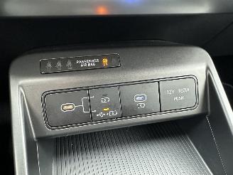 Hyundai Kona Gereserveerd 1.6 GDI Hybrid Comfort Smart - nap - 1e eig - nav - cam - keyless - front + line + side assist - stuurverw picture 56