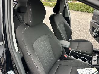 Hyundai Kona Gereserveerd 1.6 GDI Hybrid Comfort Smart - nap - 1e eig - nav - cam - keyless - front + line + side assist - stuurverw picture 26