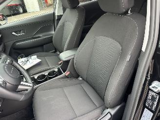Hyundai Kona Gereserveerd 1.6 GDI Hybrid Comfort Smart - nap - 1e eig - nav - cam - keyless - front + line + side assist - stuurverw picture 18