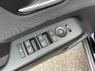 Hyundai Kona Gereserveerd 1.6 GDI Hybrid Comfort Smart - nap - 1e eig - nav - cam - keyless - front + line + side assist - stuurverw picture 44