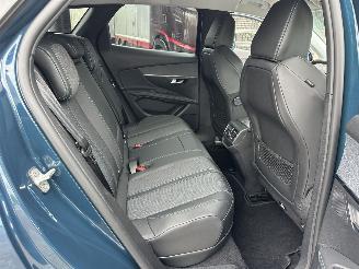Peugeot 3008 1.6 HYbrid 225pk aut + f1 Allure Pack Bus - nap - nav - camera - keyless entry + start  - line + side assist picture 50