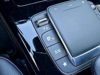 Mercedes A-klasse 250e aut + f1 AMG Bus Sol Limited - nap - pano - 1e eig - widescreen - sfeerverl - cam - front + line assist - keyless picture 41