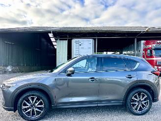 Vaurioauto  passenger cars Mazda CX-5 2.5 SkyActiv-G 194pk aut GT-M 4WD - 86dkm - bose - leer - memory - hud - front + line + side assist 2017/9