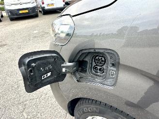 Opel Vivaro E combi 75kWh 136pk aut 9pers lang - nap - pano - 1e eig - leer - airco - cruise picture 9
