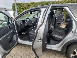Renault Captur AUTOMAAT 1.2 TCe Bose 80 d km  RIJDBAAR picture 8