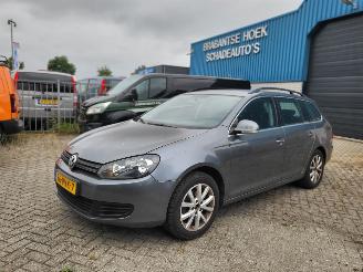 Damaged car Volkswagen Golf Volkswagen Golf Variant 1.2 TSI Comfortline BlueMotion 2011/4