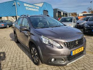 uszkodzony samochody osobowe Peugeot 2008 AUTOMAAT  2008 1.2 PureTech Allure 1e eigenaar DE MOOISTE VAN NEDERLAND 2016/7