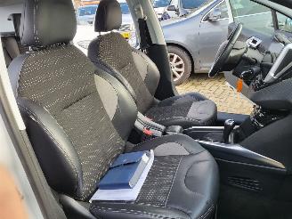 Peugeot 2008 AUTOMAAT  1.6 VTi  Allure leer,pann,navi, rijdbaar picture 9
