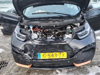BMW i3 i3 S 120Ah 42 kWh RoadStyle Edition 1 van 1000 nwprijs € 50000.- picture 24