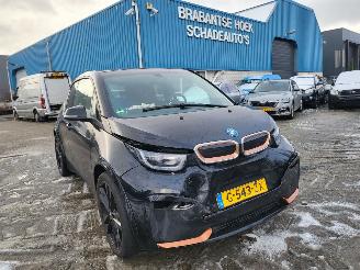 BMW i3 i3 S 120Ah 42 kWh RoadStyle Edition 1 van 1000 nwprijs € 50000.- picture 22